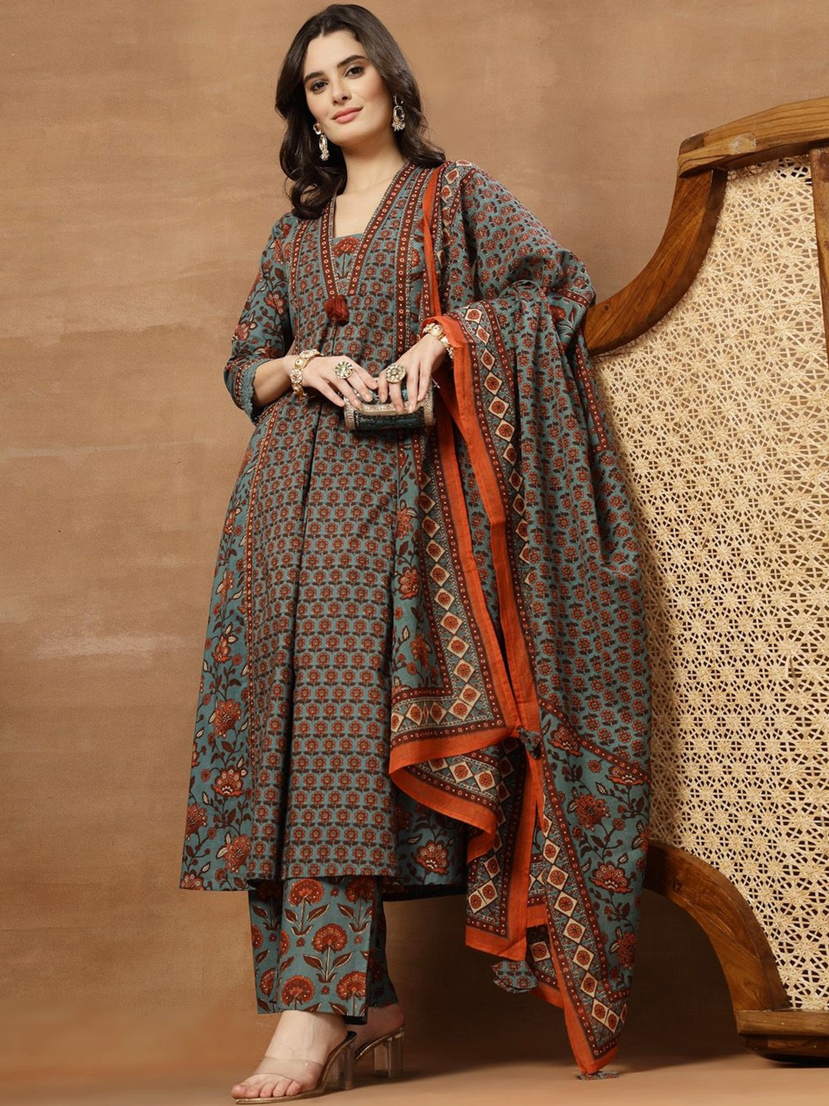 elegant bandhani kurta set - Pink Embroidered 3-Piece