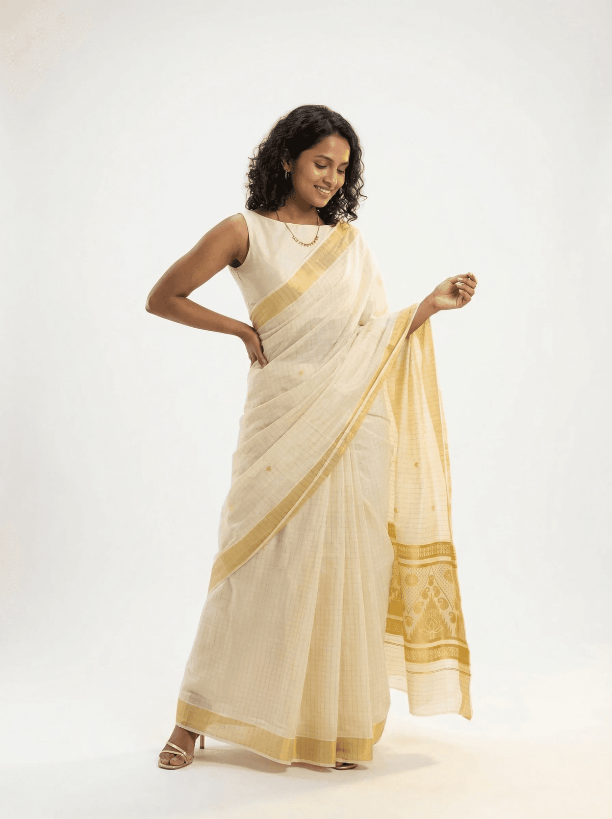 Cotton Cream Saree with Small Checked Pattern Set Saree