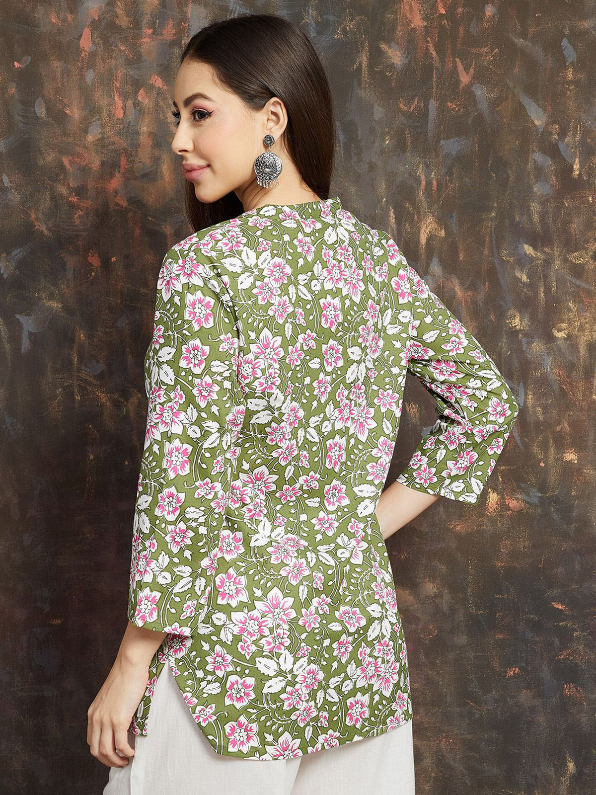 Women’s Green & Purple Floral Print Rayon Kurti AROMIE.STORE