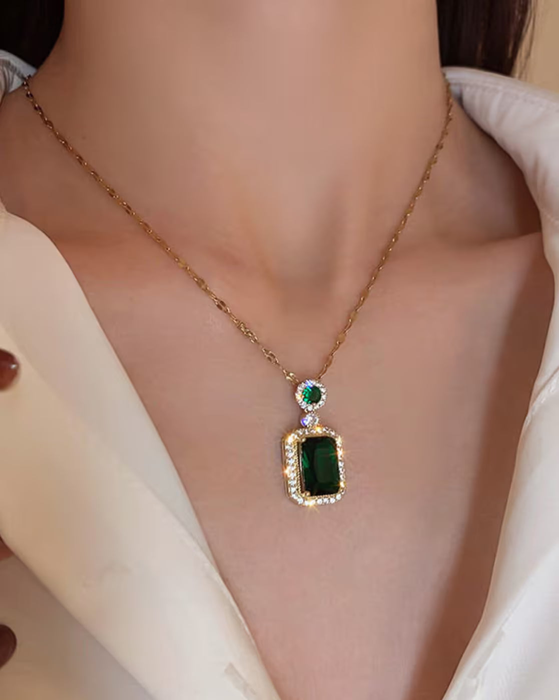 Gold-Plated Roman Numerals Pendant with Rope Chain | OS