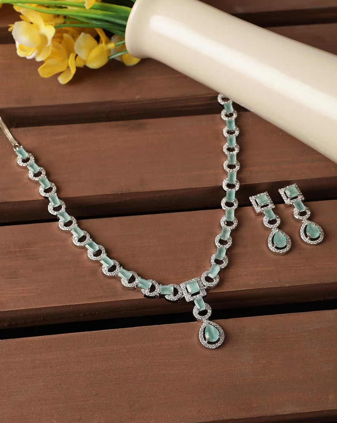 Silver Plated Necklace Set with Elegant Design