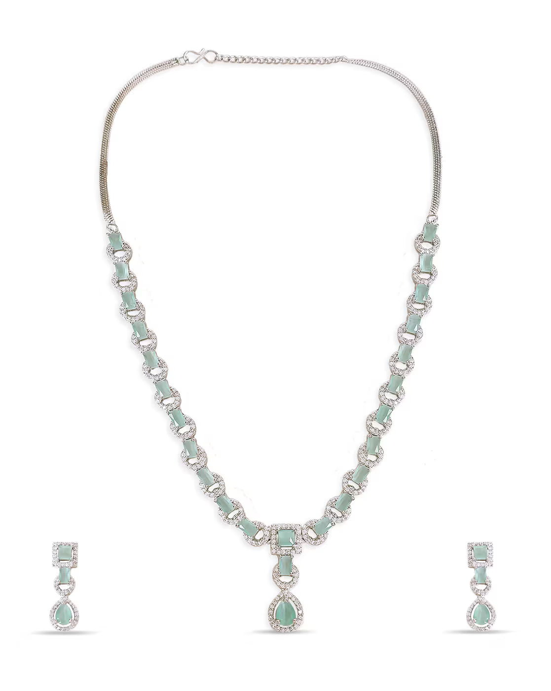 Silver Plated Necklace Set with Elegant Design