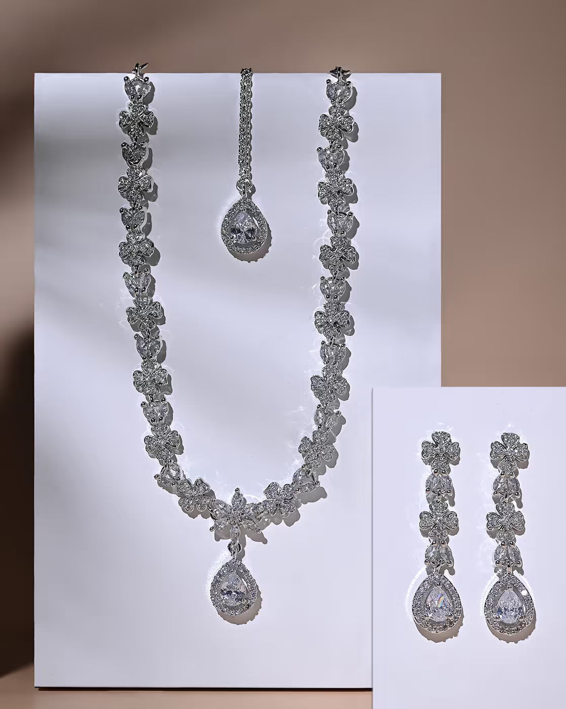 Women Silver-Plated Necklace & Earrings Set | OS