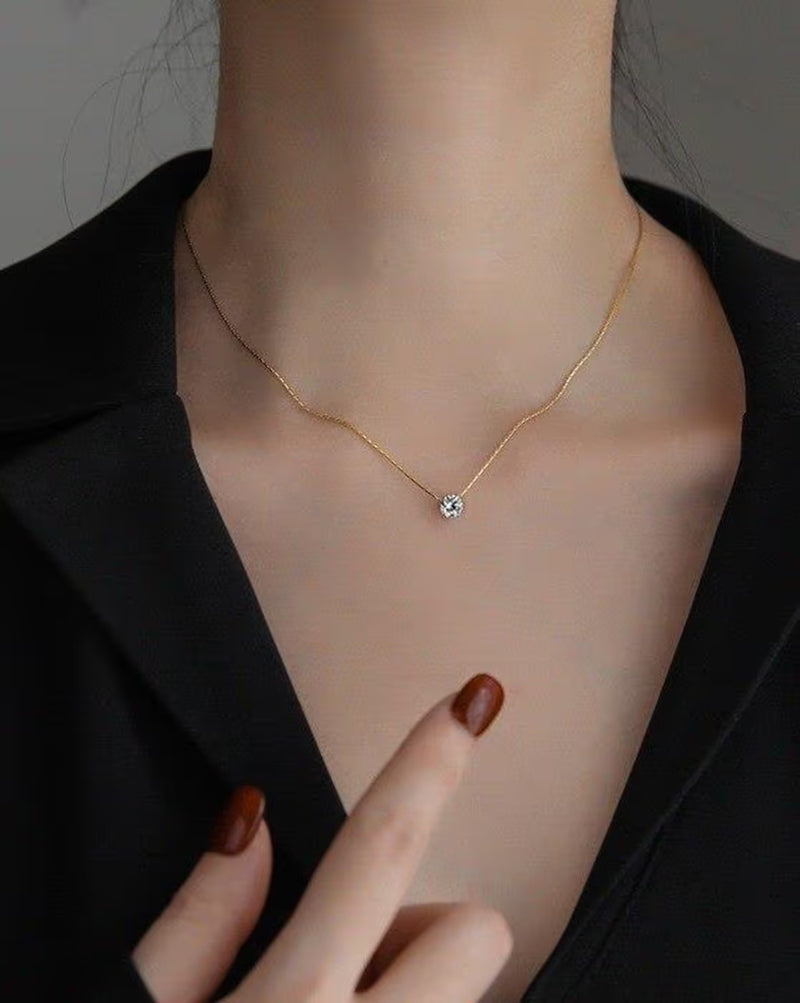 Women Diamond-Studded Short Necklace | FS aromie