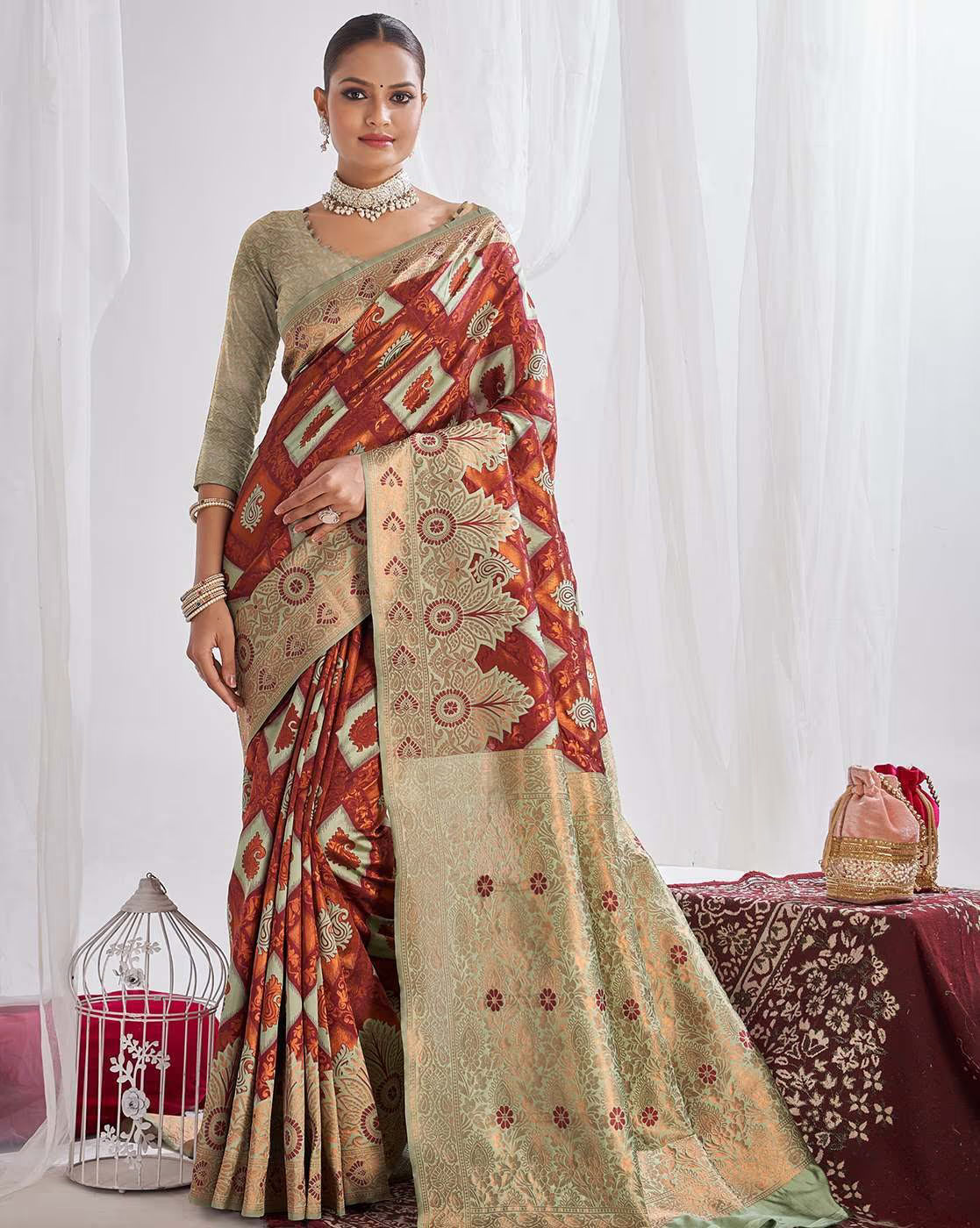 Women's Banarasi Soft Silk Saree