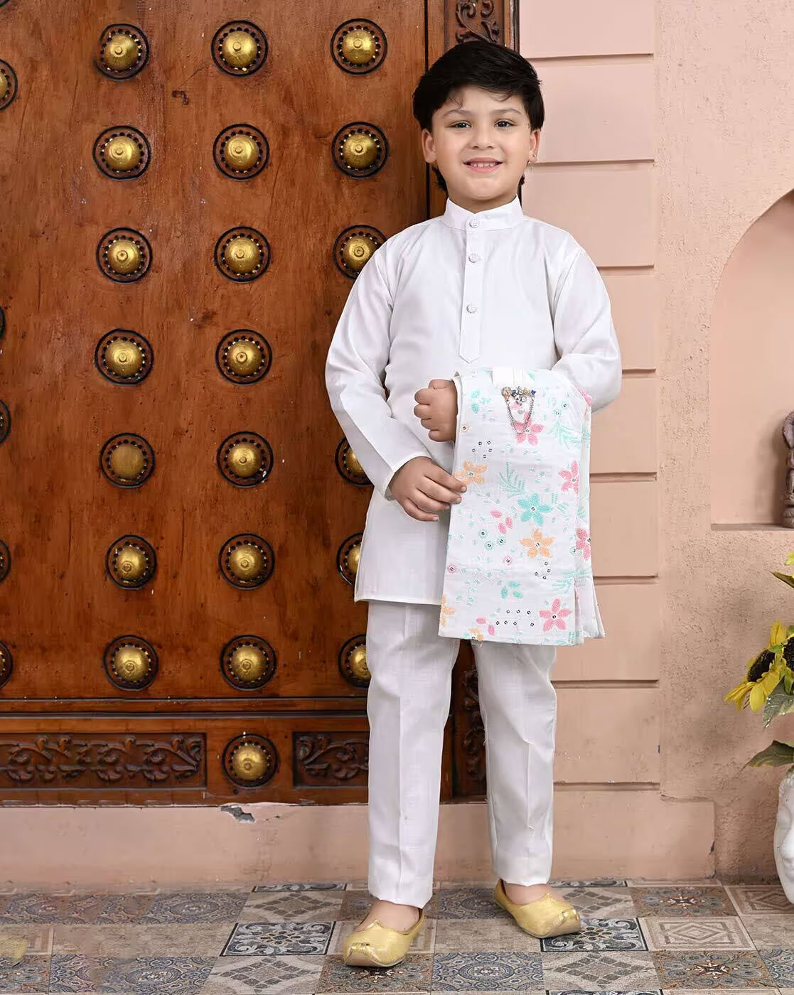 Boys Printed Regular Fit Kurta Pyjamas Set