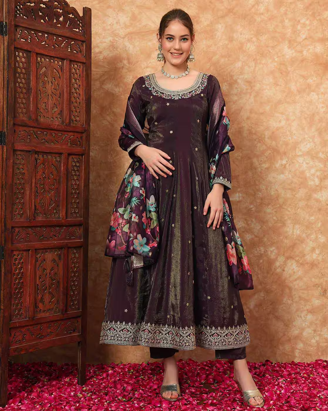 Women Embroidered Anarkali Kurta Set