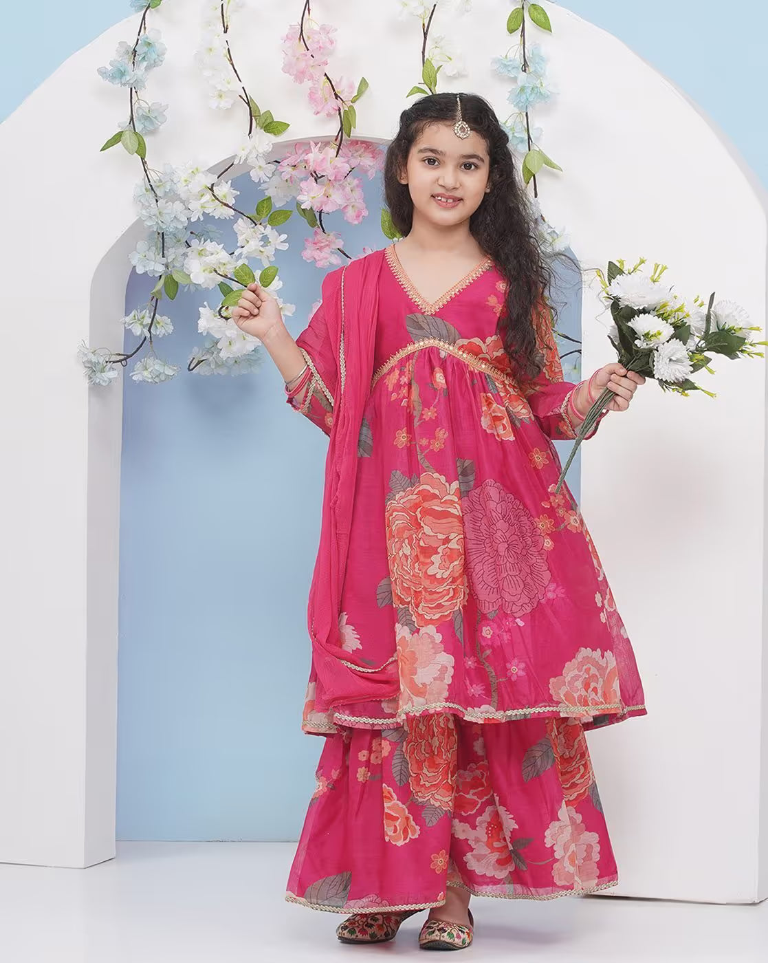 Girls Embellished Kurta Suit Set