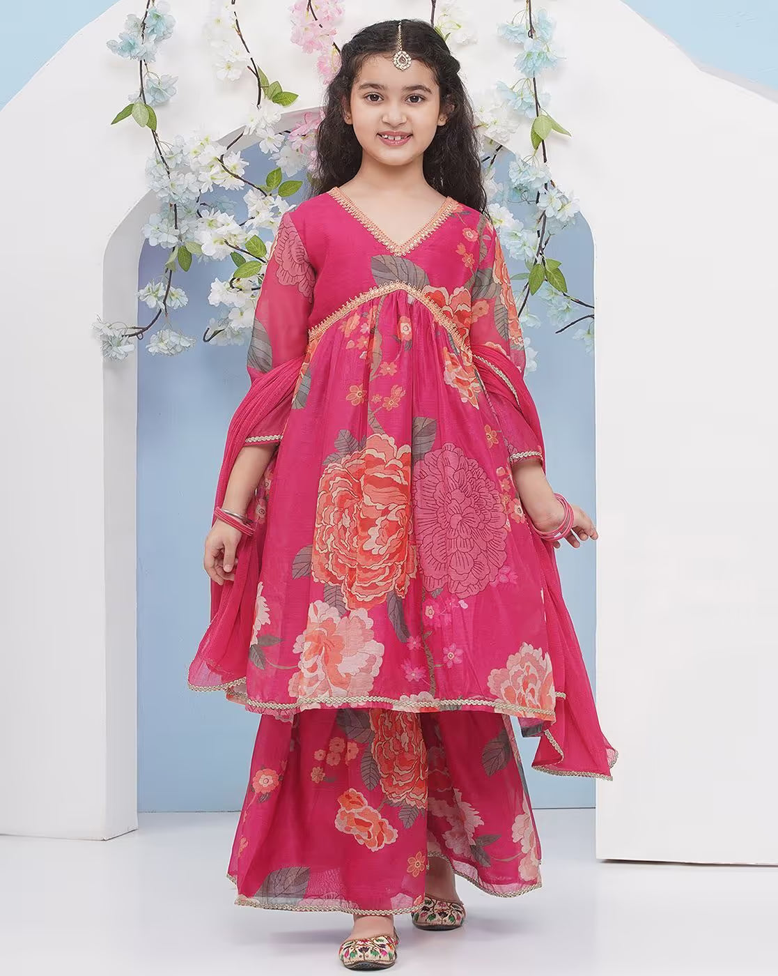 Girls Embellished Kurta Suit Set