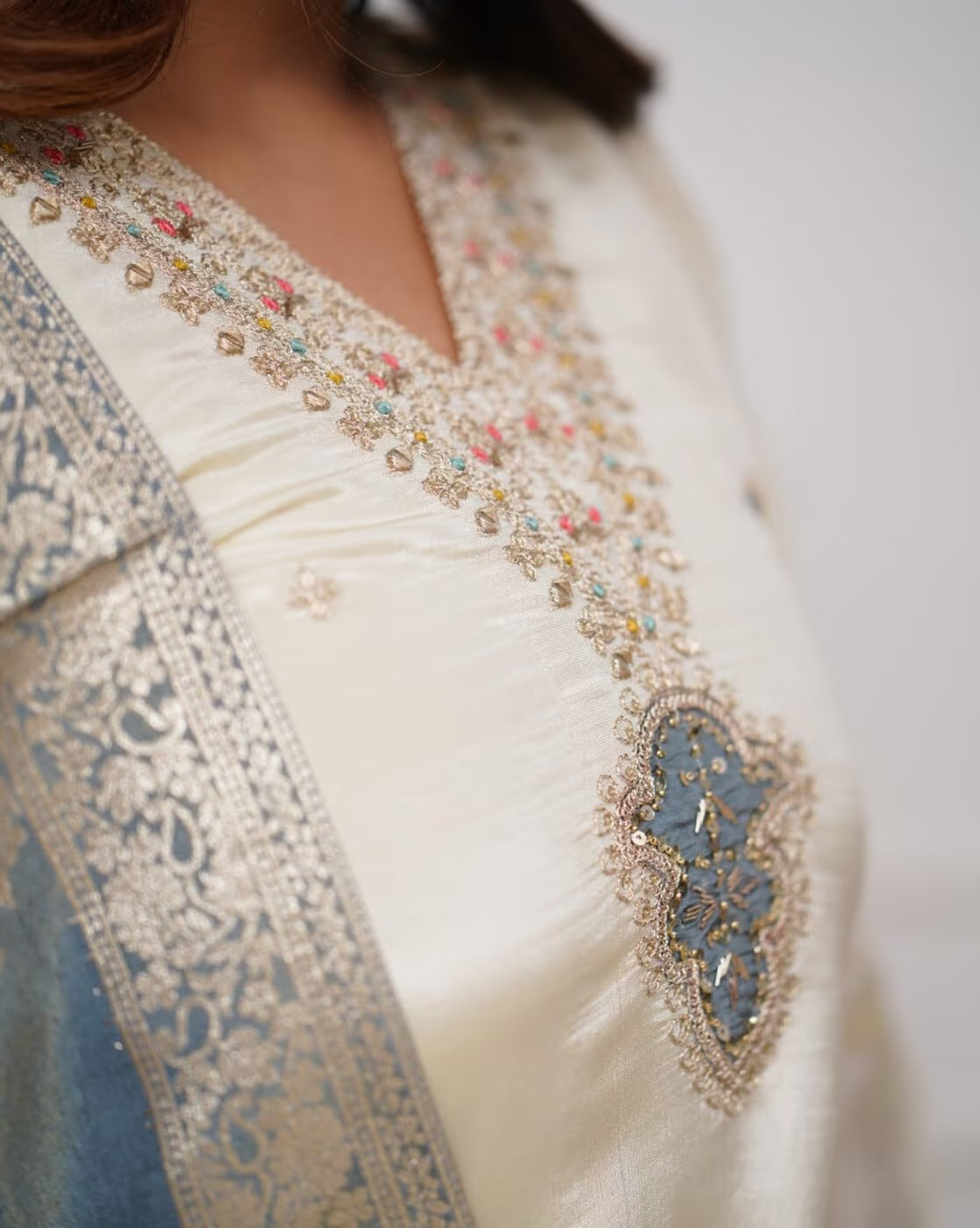 Women Embroidered Straight Kurta Set