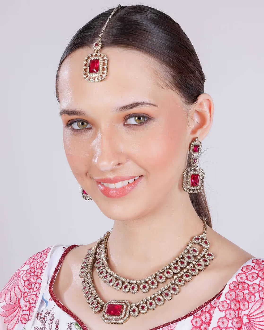 Women Stone-Studded Necklace & Earrings with Mangtika Set
