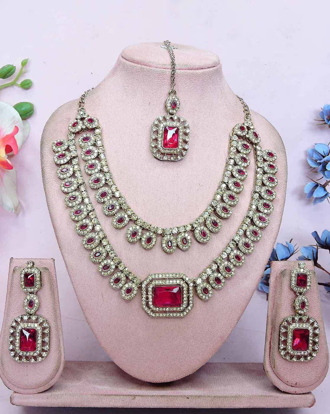 Women Stone-Studded Necklace & Earrings with Mangtika Set