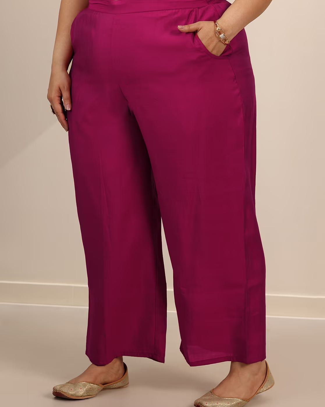 Women Embroidered Straight Kurta Set