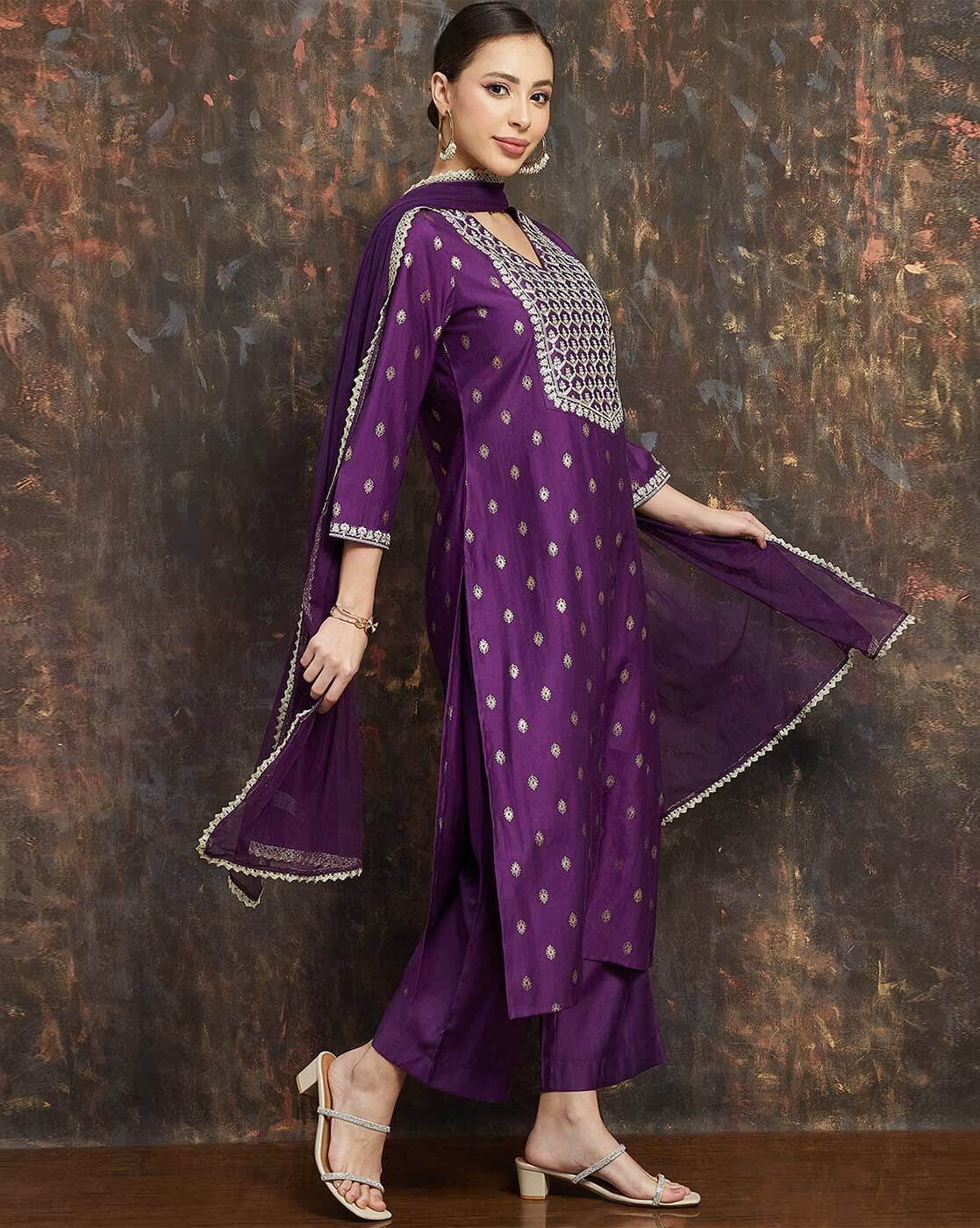 Women Embroidered Straight Kurta Suit Set