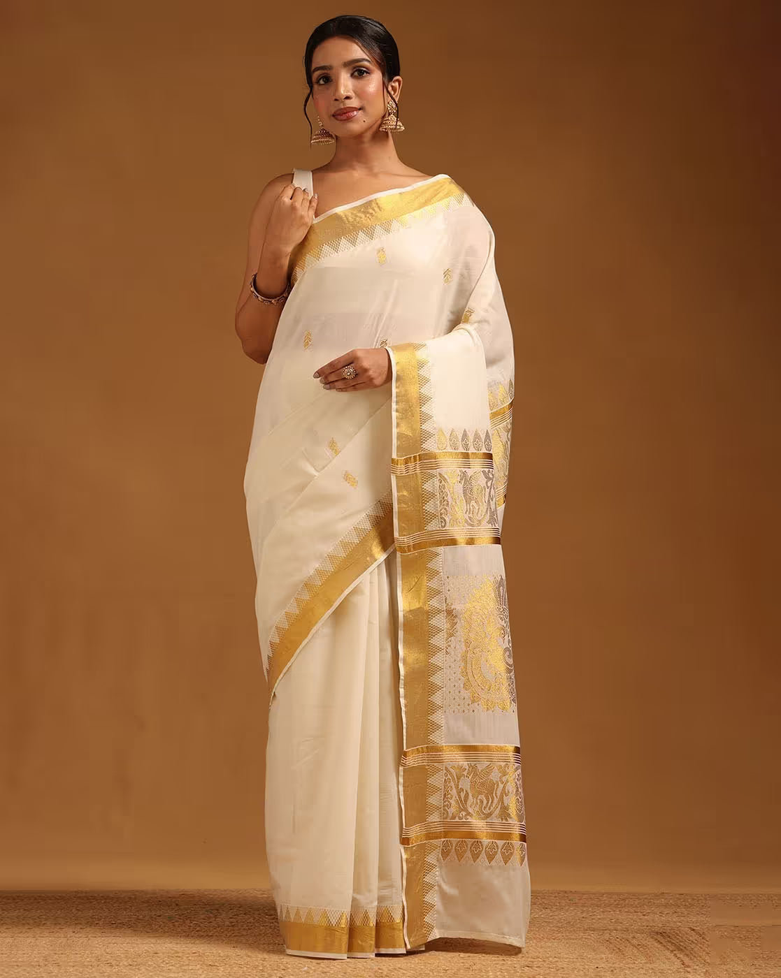 Elegant Cotton Saree with Blouse Piece