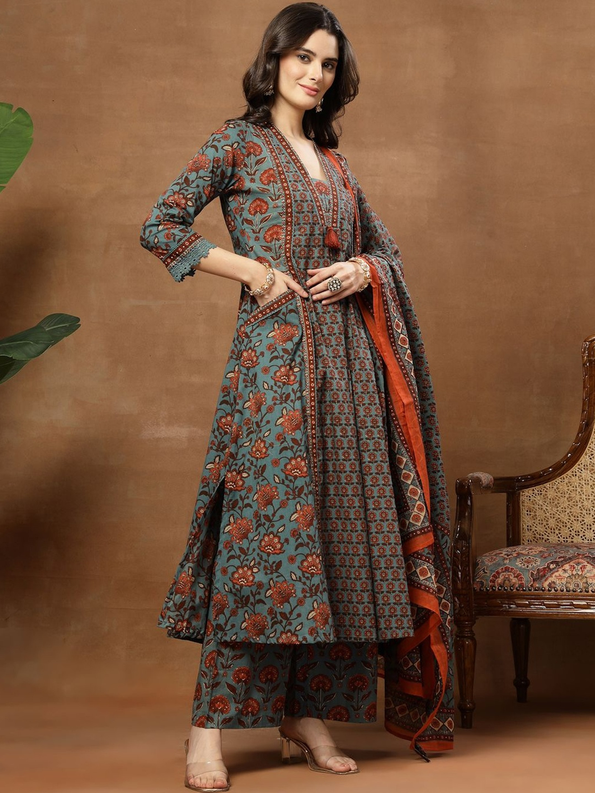 elegant bandhani kurta set - Pink Embroidered 3-Piece