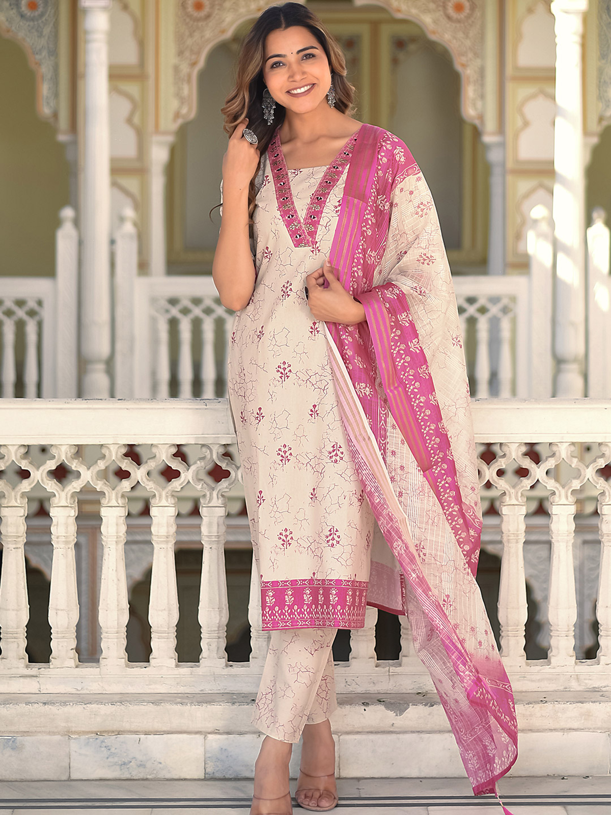 Women Floral Printed Cotton Kurta with Trousers & Dupatta