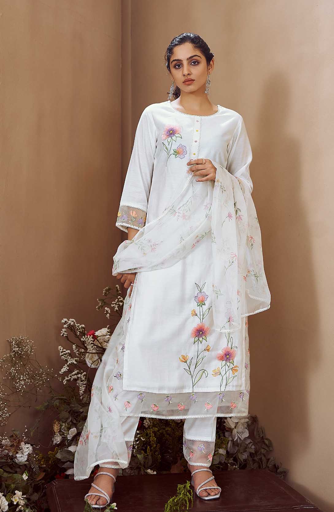 White Embroidered Cotton Kurta Set with Organza Dupatta aromie