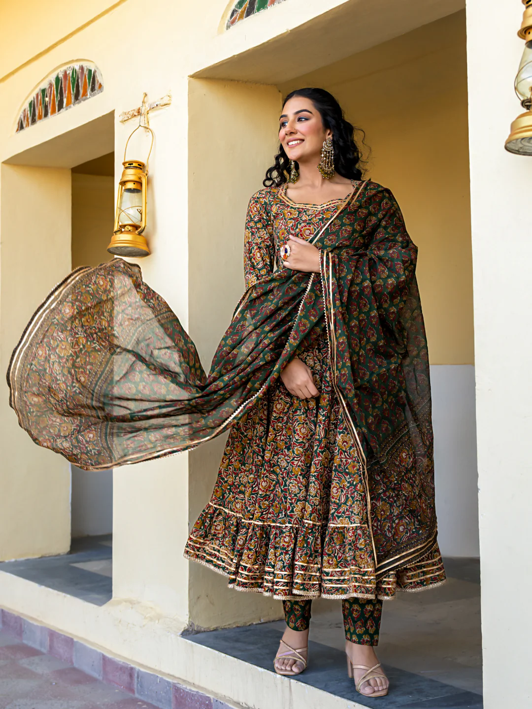 COTTON FRILLED SUIT SET