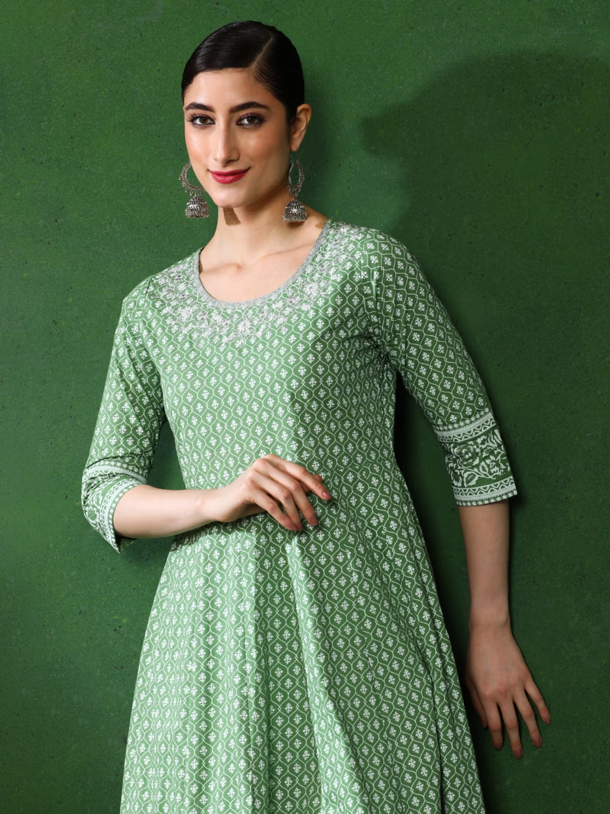 Aromie green printed single piece kurta with embroidered round neckline and three quarter sleeves Rayon Kurta Set Canada