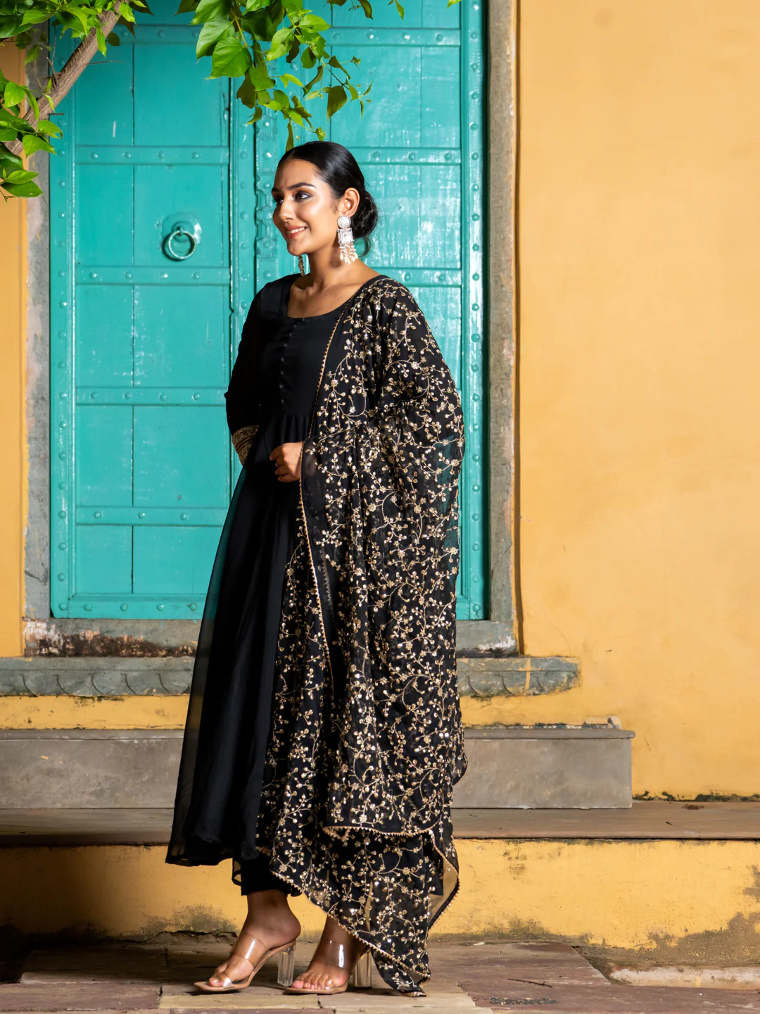 BLACK ZARI SPLENDOR ANARKALI SET