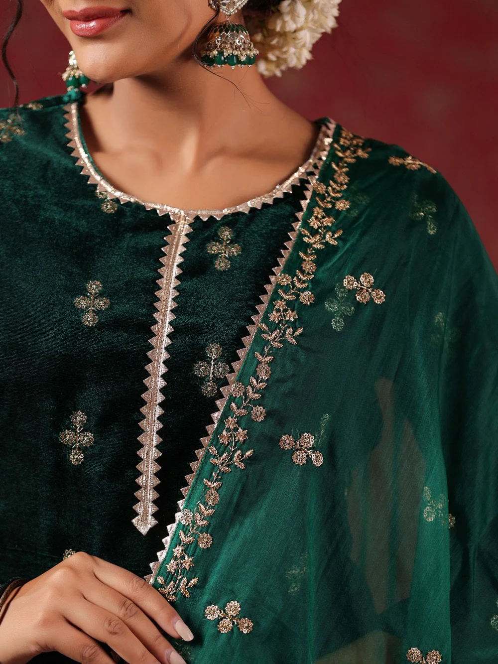 Rich Green Velvet Zari Embroidered Kurta Set With Sheer Voile Butta Dupatta