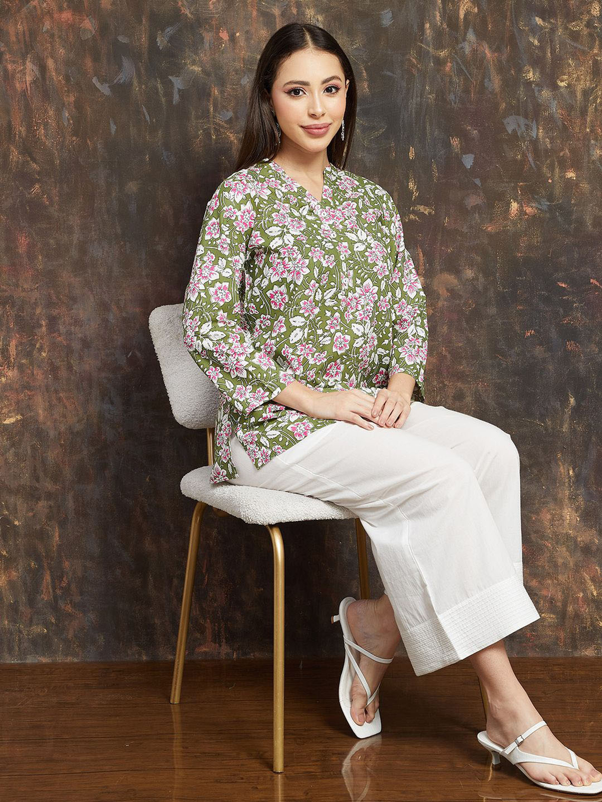 Women’s Green & Purple Floral Print Rayon Kurti AROMIE.STORE