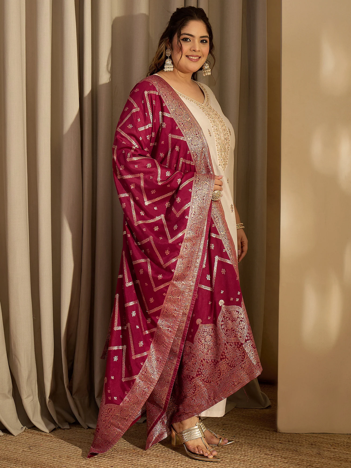 Plus Size Off White Embroidered Straight Kurta Set with Trousers & Dupatta