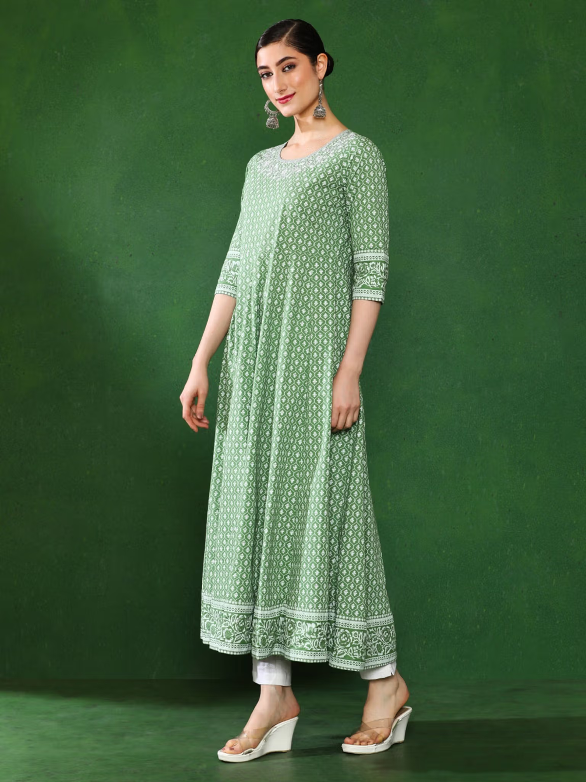 aromie green printed ankle length single piece kurta with three quarter sleeves worn with white leggings Rayon Kurta Set Canada