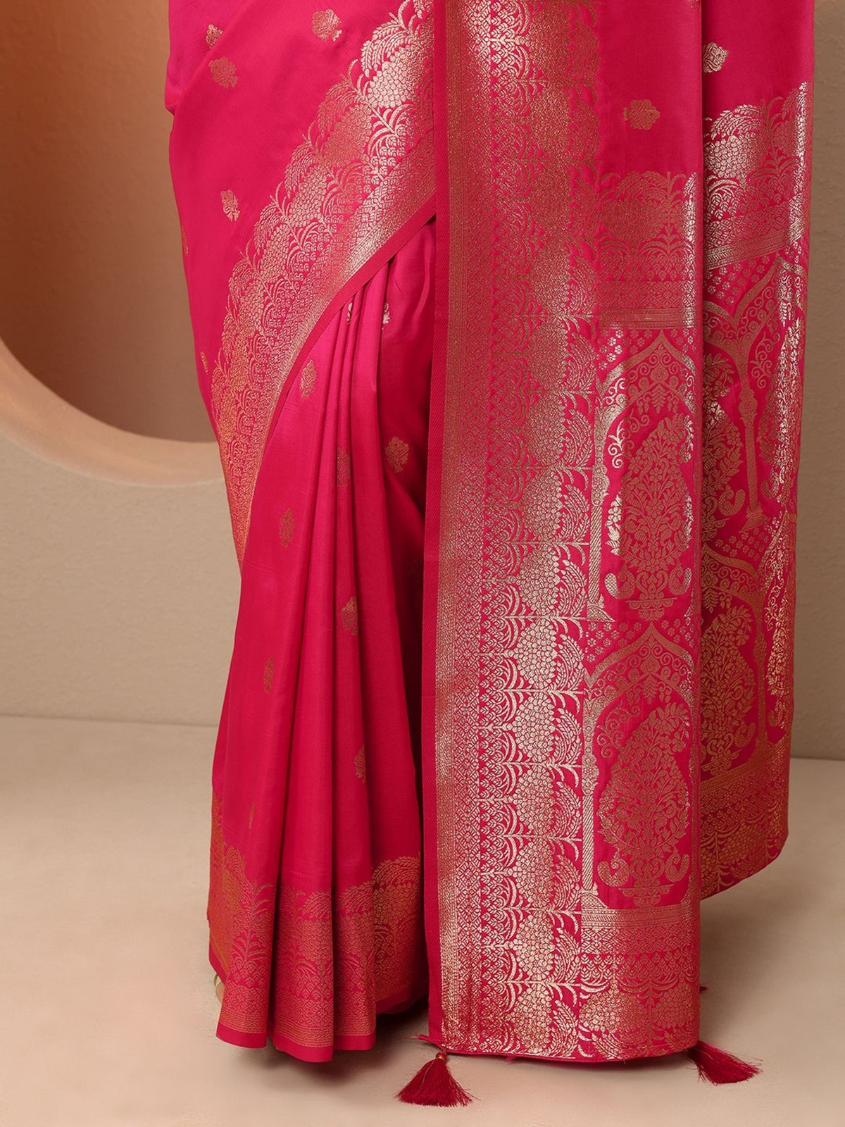 Pink Woven Design Banarasi Saree With Unstitched Blouse Piece aromie
