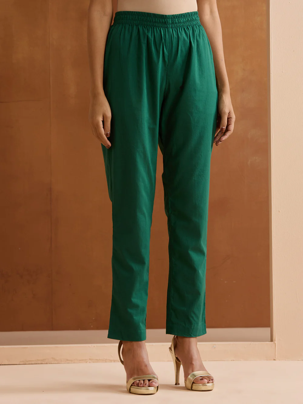 Graceful Green Cotton Blend Zari embroidery Fit And Flare kurta set with hand painted dupatta