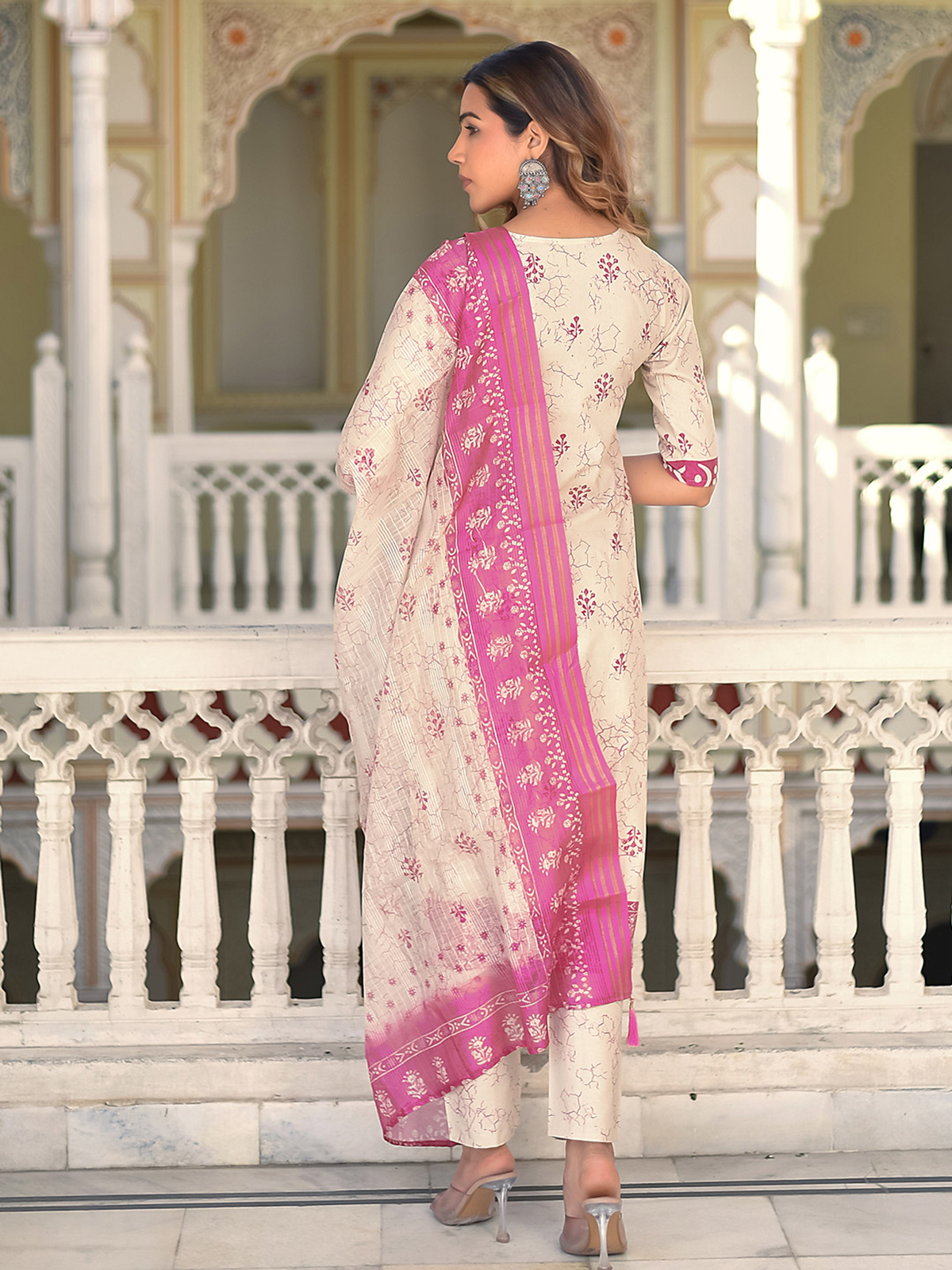 Women Floral Printed Cotton Kurta with Trousers & Dupatta