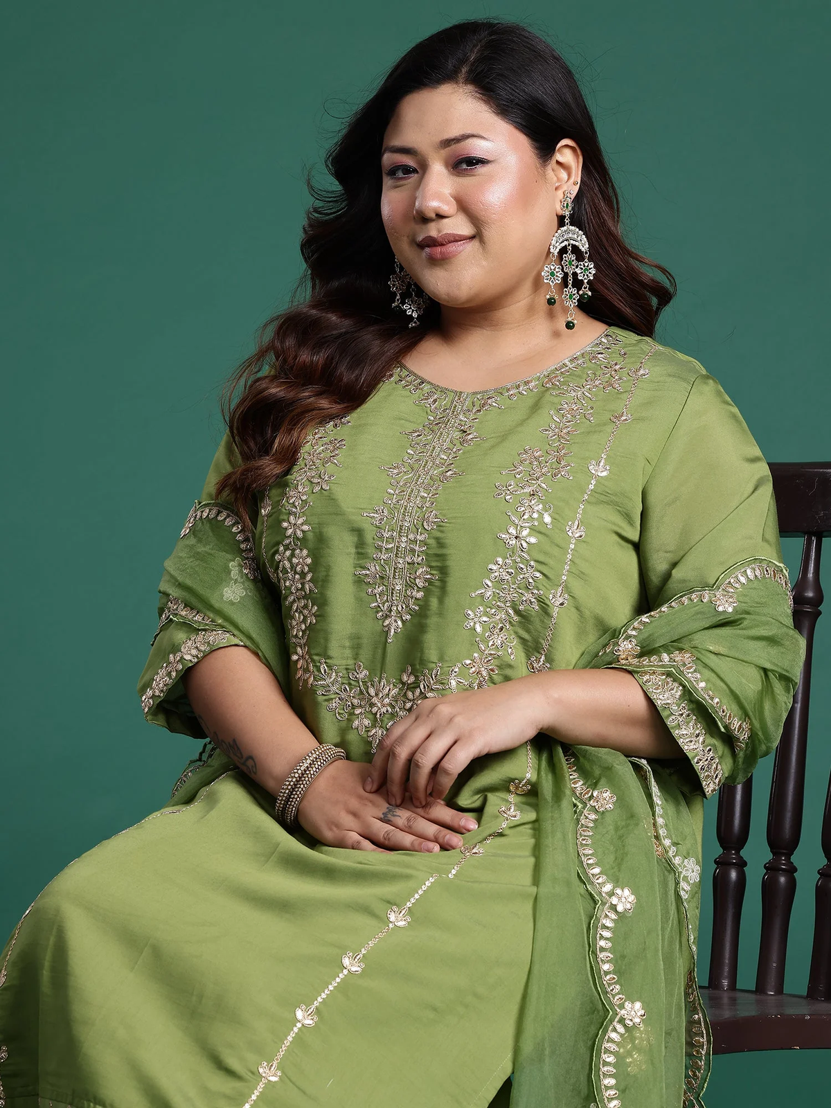Plus Size Green Embroidered Straight Suit Set With Dupatta
