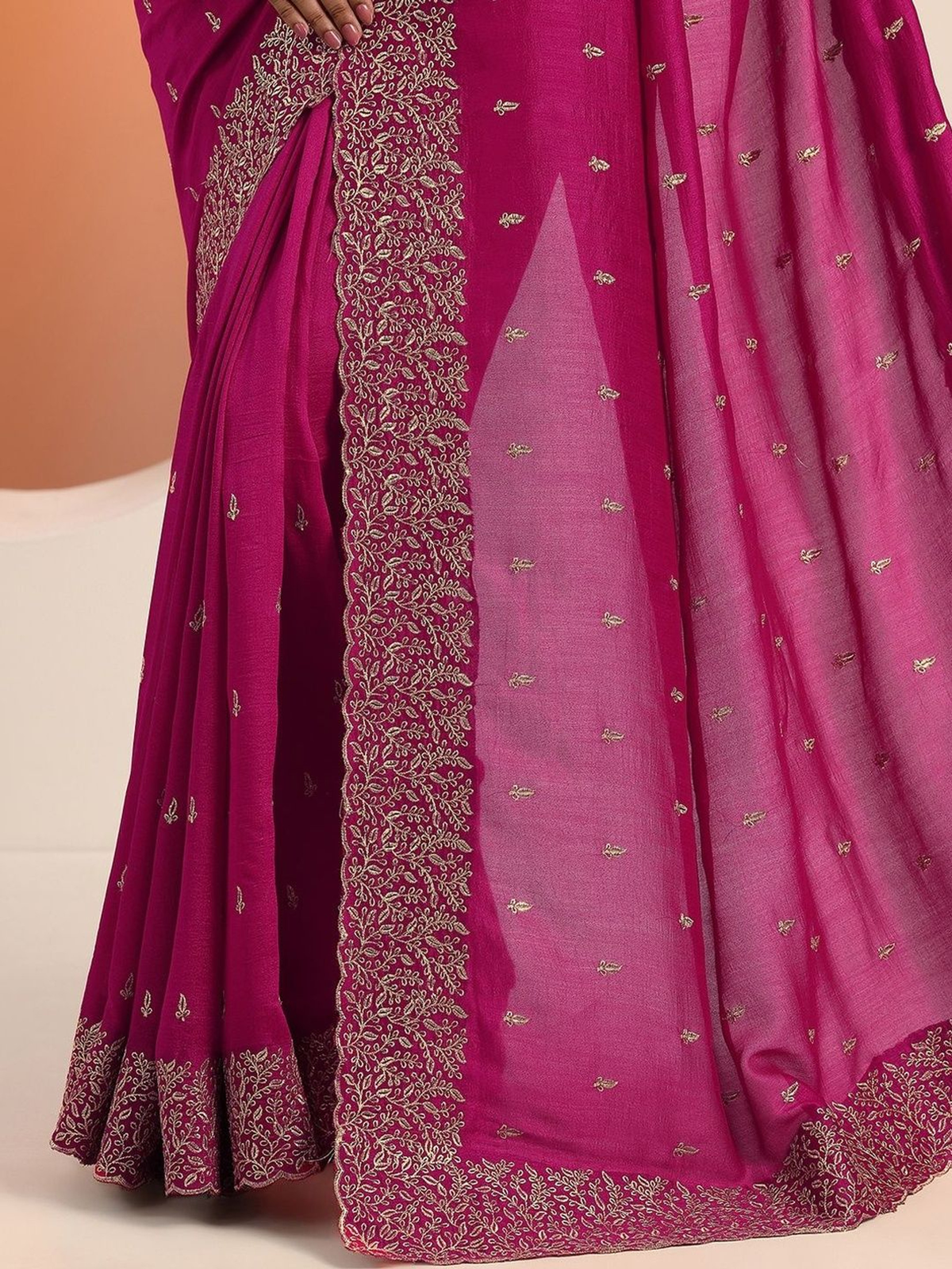 Magenta Embroidered Silk Blend Saree with Blouse Piece aromie