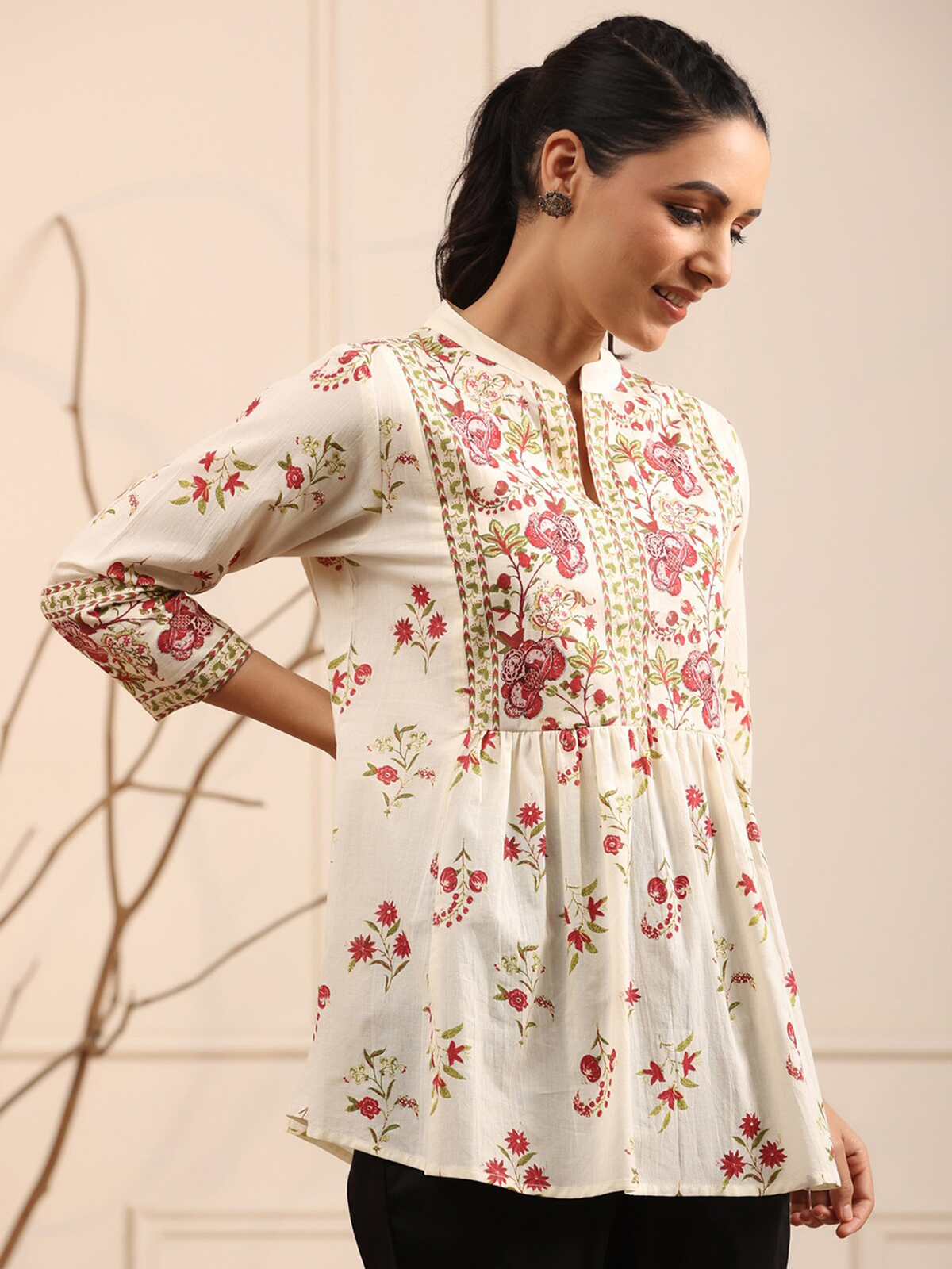 Women’s Cream & Red Floral Print Cotton A-Line Kurti AROMIE.STORE