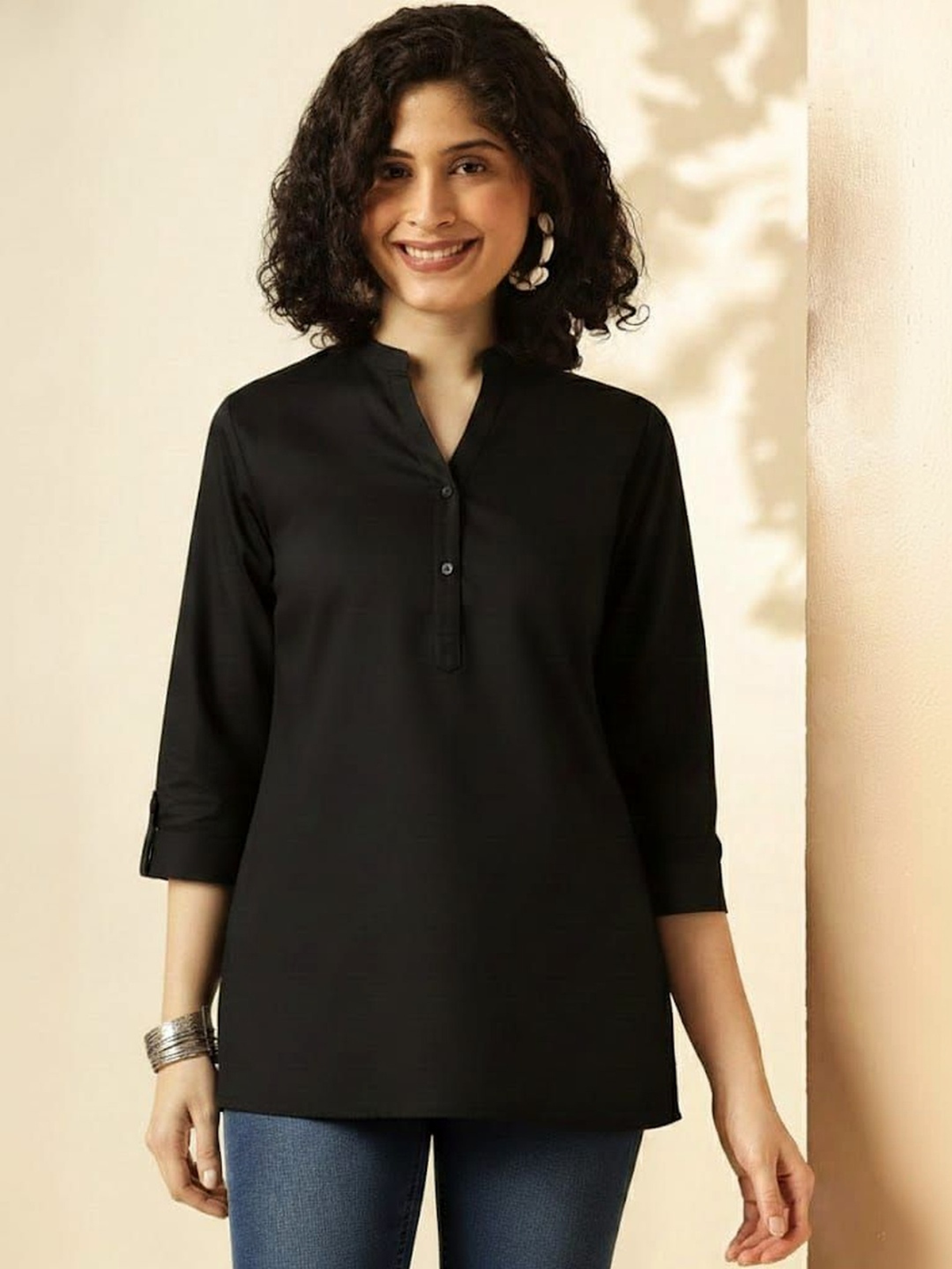 Women’s Black Straight Kurti with Mandarin Collar AROMIE.STORE