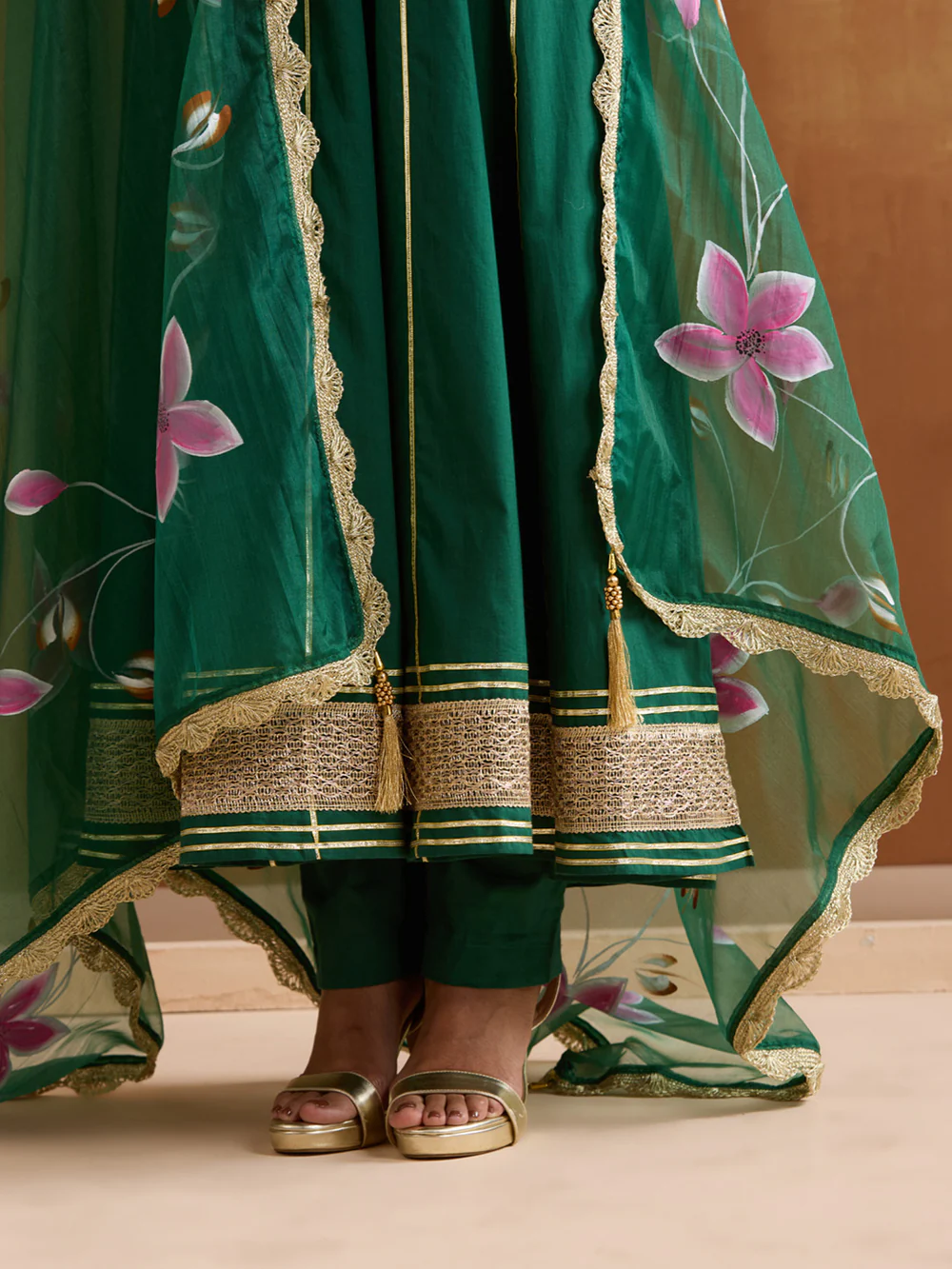 Graceful Green Cotton Blend Zari embroidery Fit And Flare kurta set with hand painted dupatta