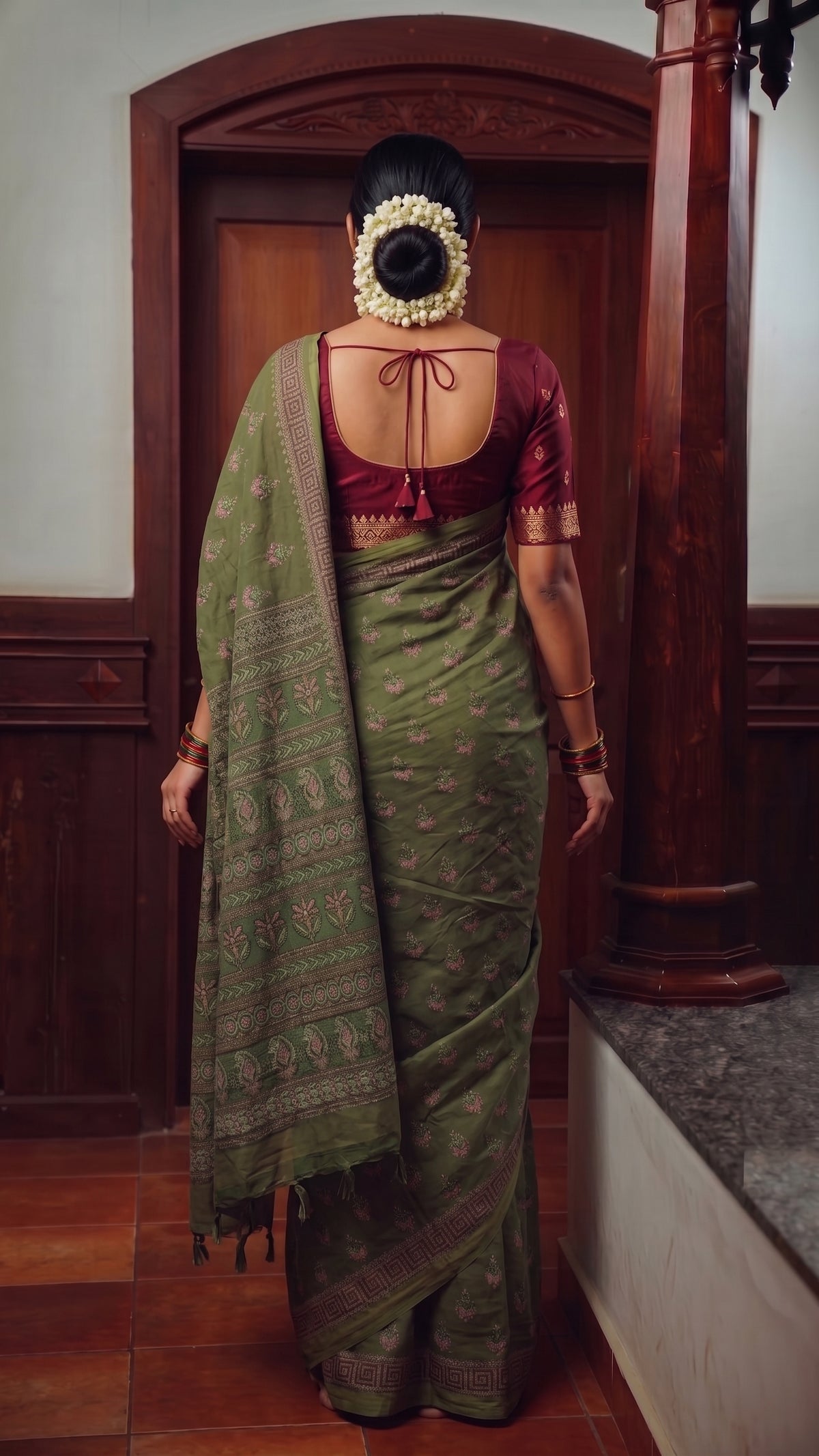 Olive Green Printed Mulmul Cotton Saree aromie