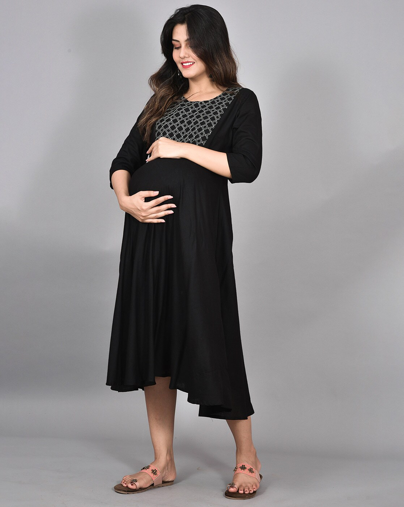 "Geometric print A-line maternity dress with concealed nursing zippers – rayon fabric and round neck"