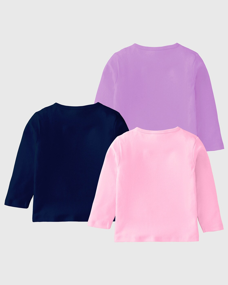 Girl wearing printed cotton t-shirt in pink