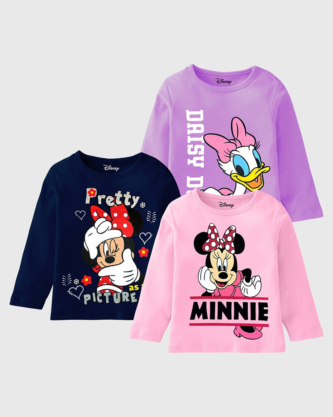 Girl wearing printed cotton t-shirt in pink