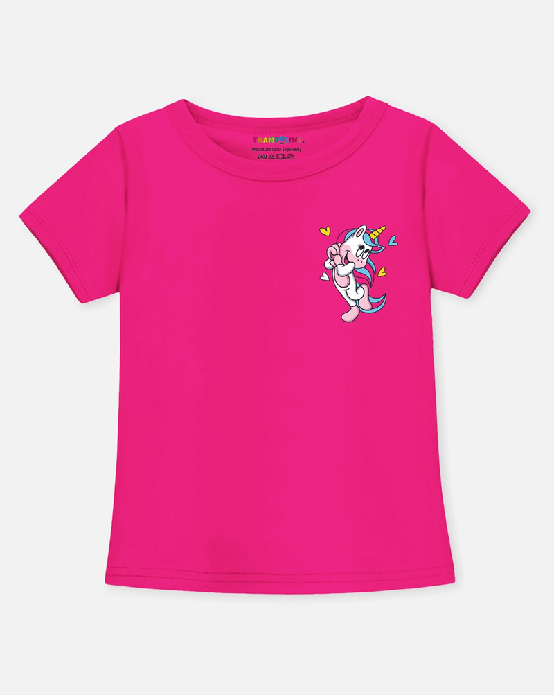 Girl wearing cotton round-neck t-shirt in blue