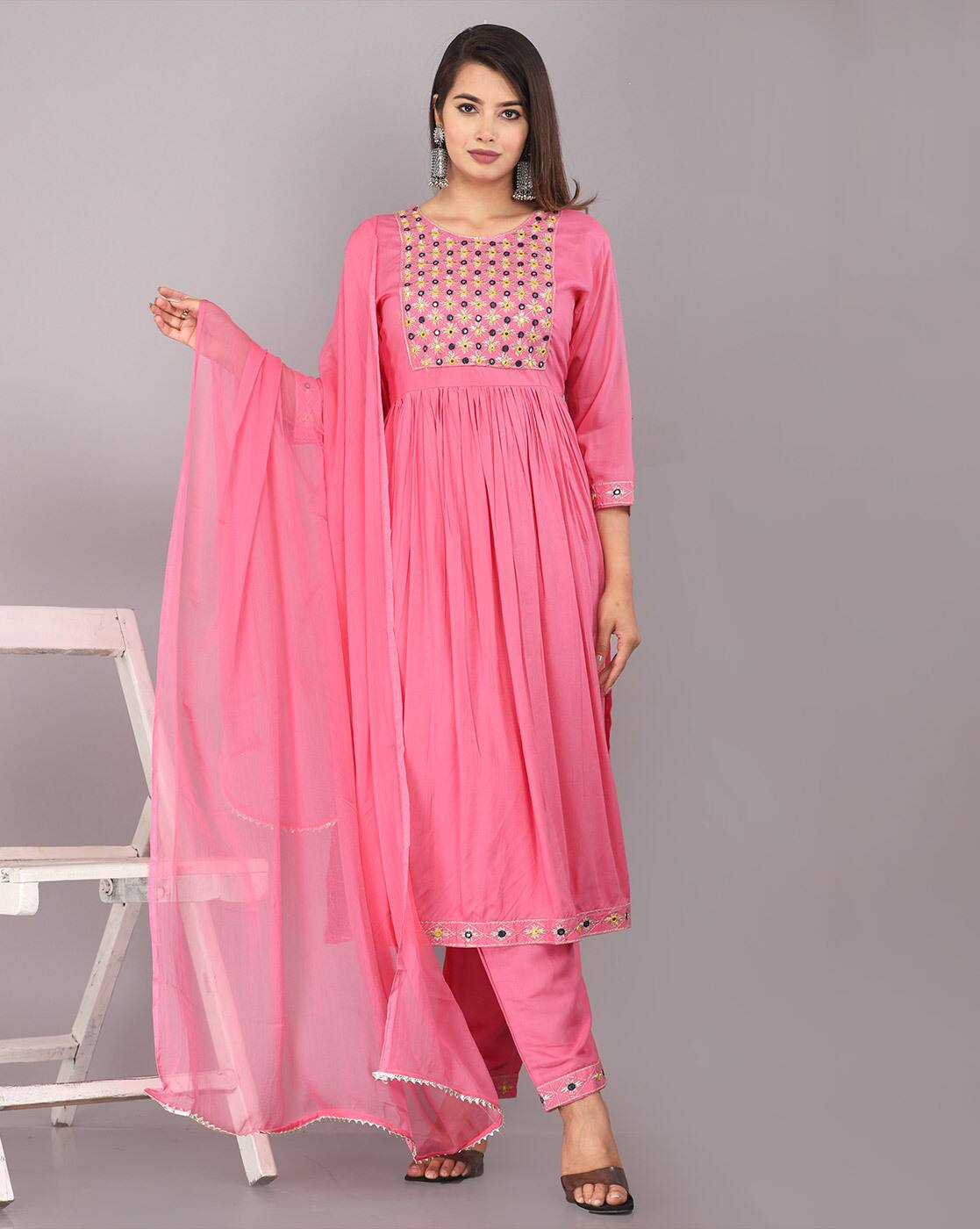 Affordable Indian kurta set Canada USA pink three piece Kurtha by Aromie with embroidery and matching dupatta