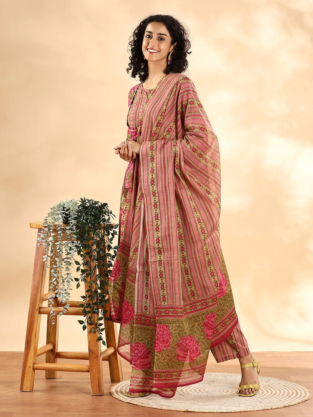 Aromie Anarkali Kurta Set Canada featuring intricate pink floral patterns in lightweight fabric, ideal for festive occasions