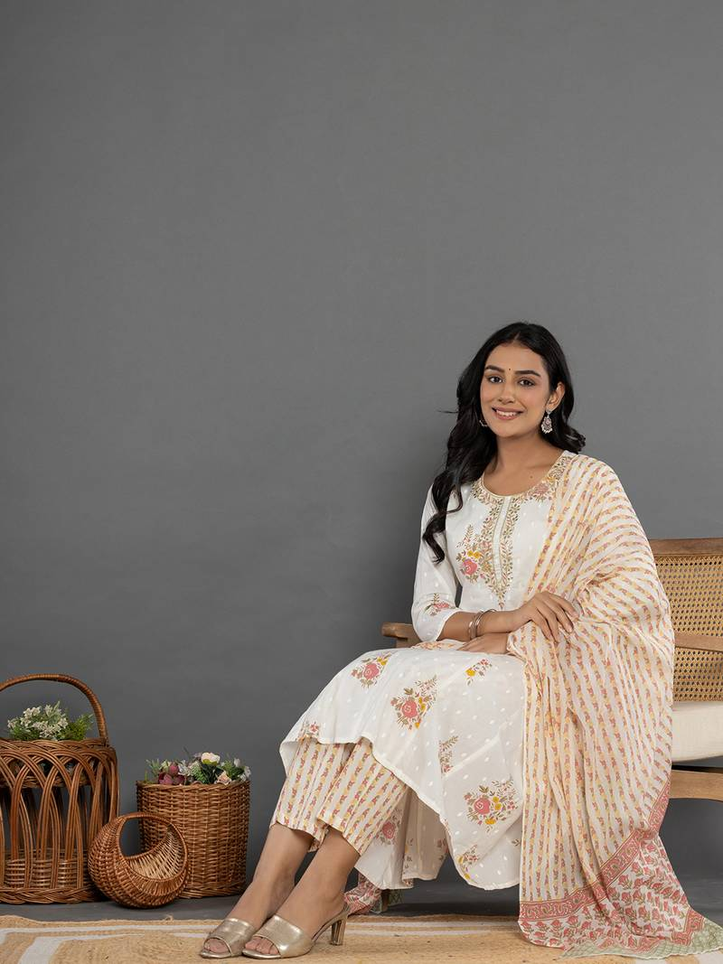White Three Piece Kurtha Set with Floral Design, Perfect for Casual Wear or Festive Occasions - Anarkali Suit Online USA