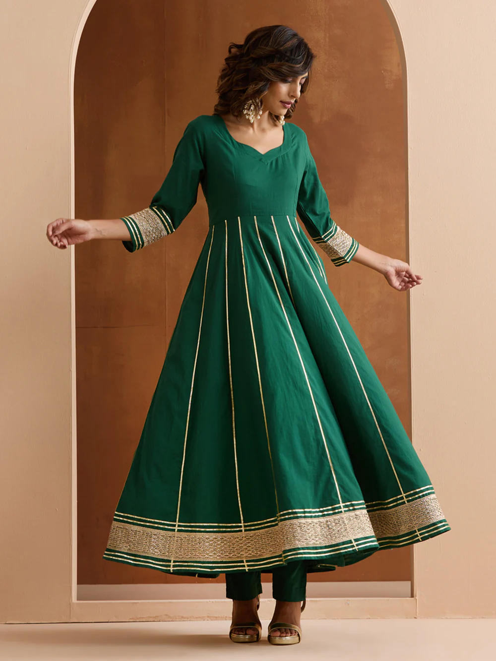 Graceful Green Cotton Blend Zari embroidery Fit And Flare kurta set with hand painted dupatta