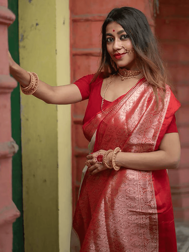 Banarasi Silk Kanjivaram Saree with Zari Design – Unstitched Blouse Included - aromie
