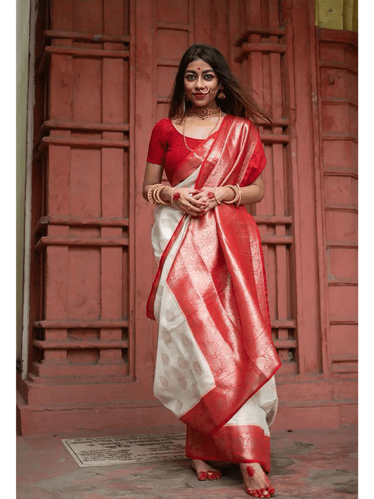 Banarasi Silk Kanjivaram Saree with Zari Design – Unstitched Blouse Included - aromie