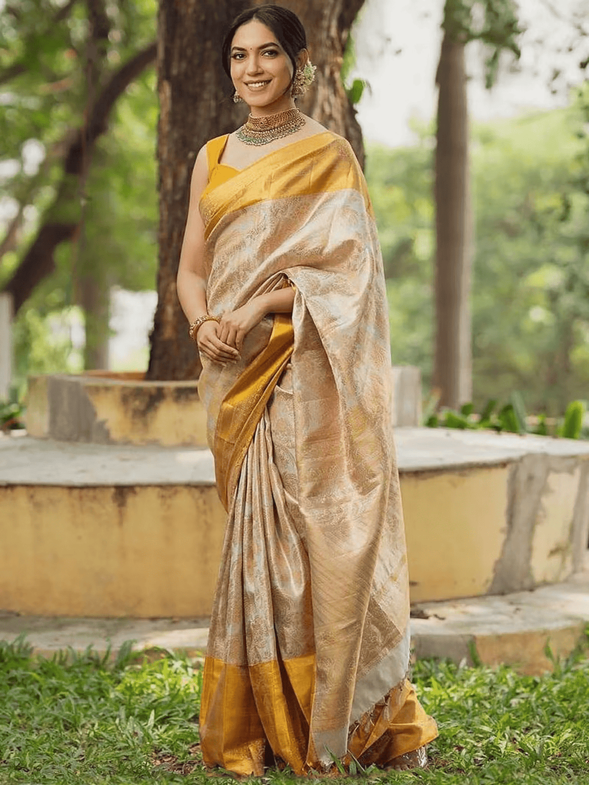 Banarasi Silk Saree Canada - Elegant & Affordable
