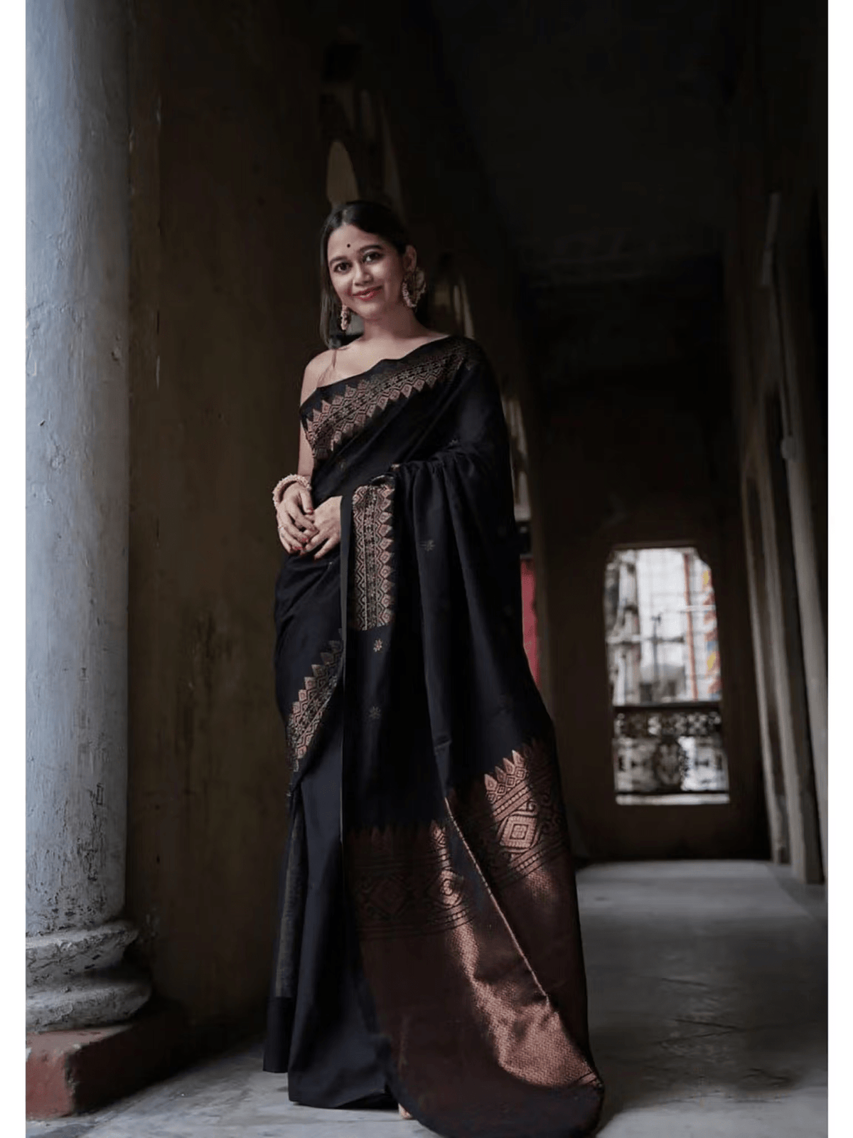 Banarasi Woven Saree with Tassels – Unstitched Blouse Included - aromie